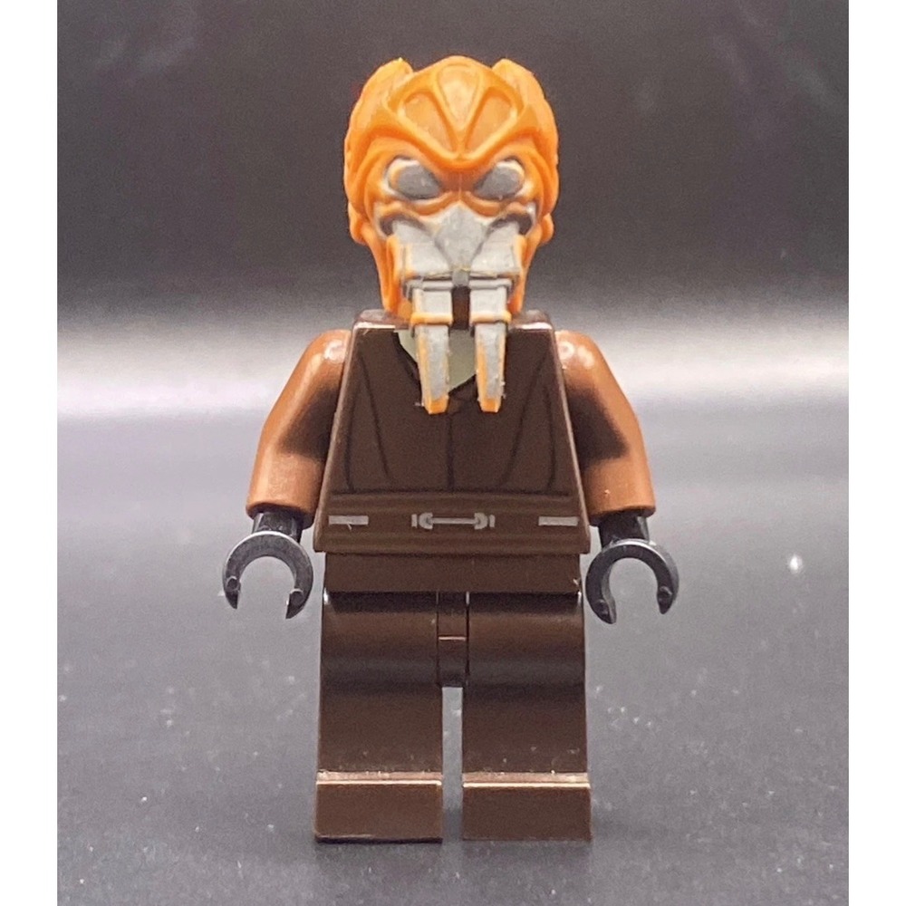 LEGO Star Wars Plo Koon Minifigure sw0198 Jedi Master Dark Brown Robes‎